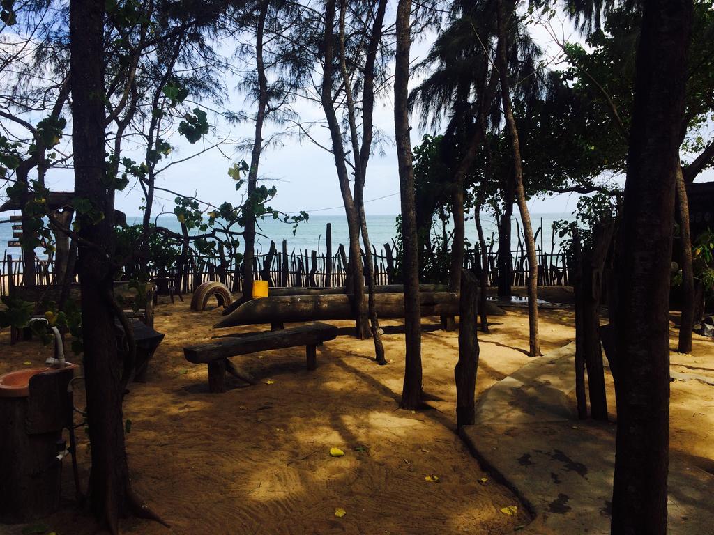 Beach Hut Arugam Bay Exterior photo